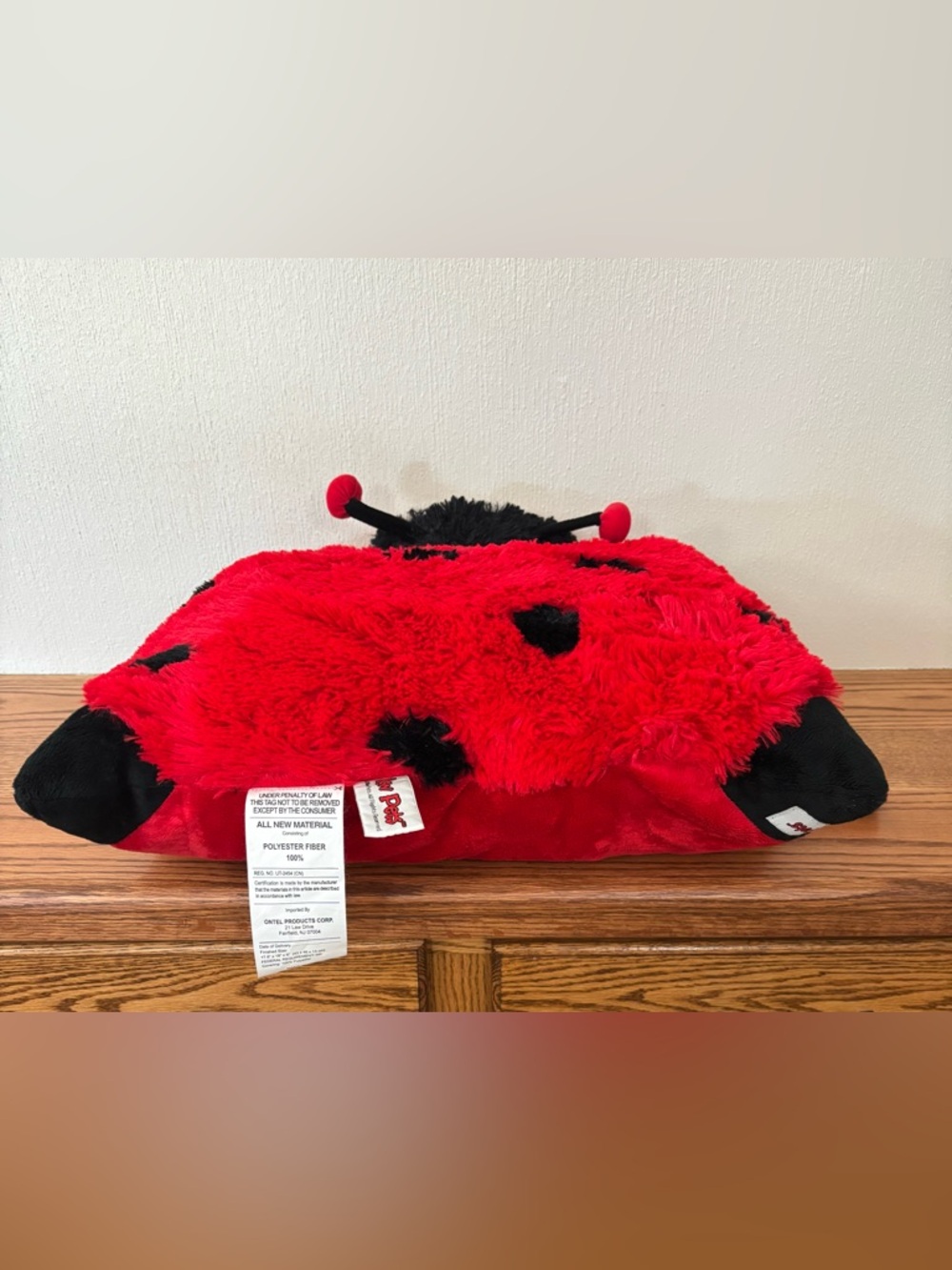 PILLOW PET Lady Bug 18 inch Comfy Pillow Plush 2010 Red Black Excellent - Picture 5 of 8